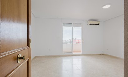 Reventa - Apartamento / piso - Torrevieja - Centro
