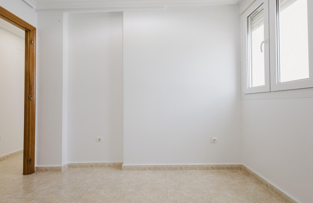 Reventa - Apartamento / piso - Torrevieja - Centro
