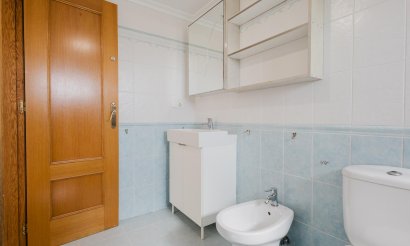 Reventa - Apartamento / piso - Torrevieja - Centro