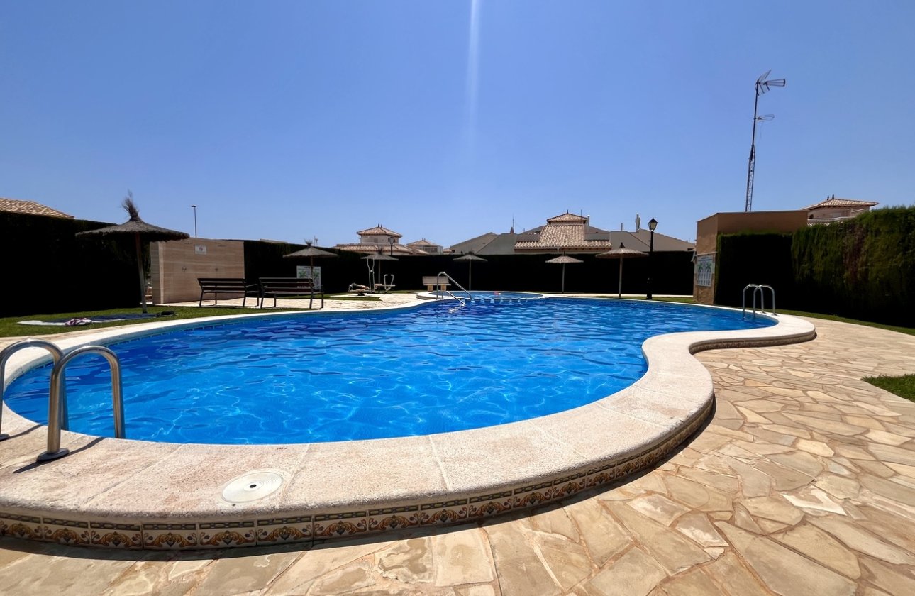 Revente - Villa - Cabo Roig