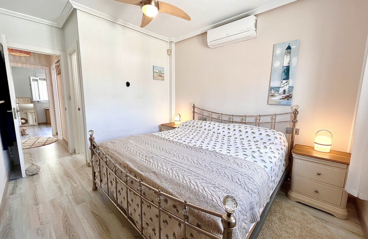 Revente - Villa - Cabo Roig