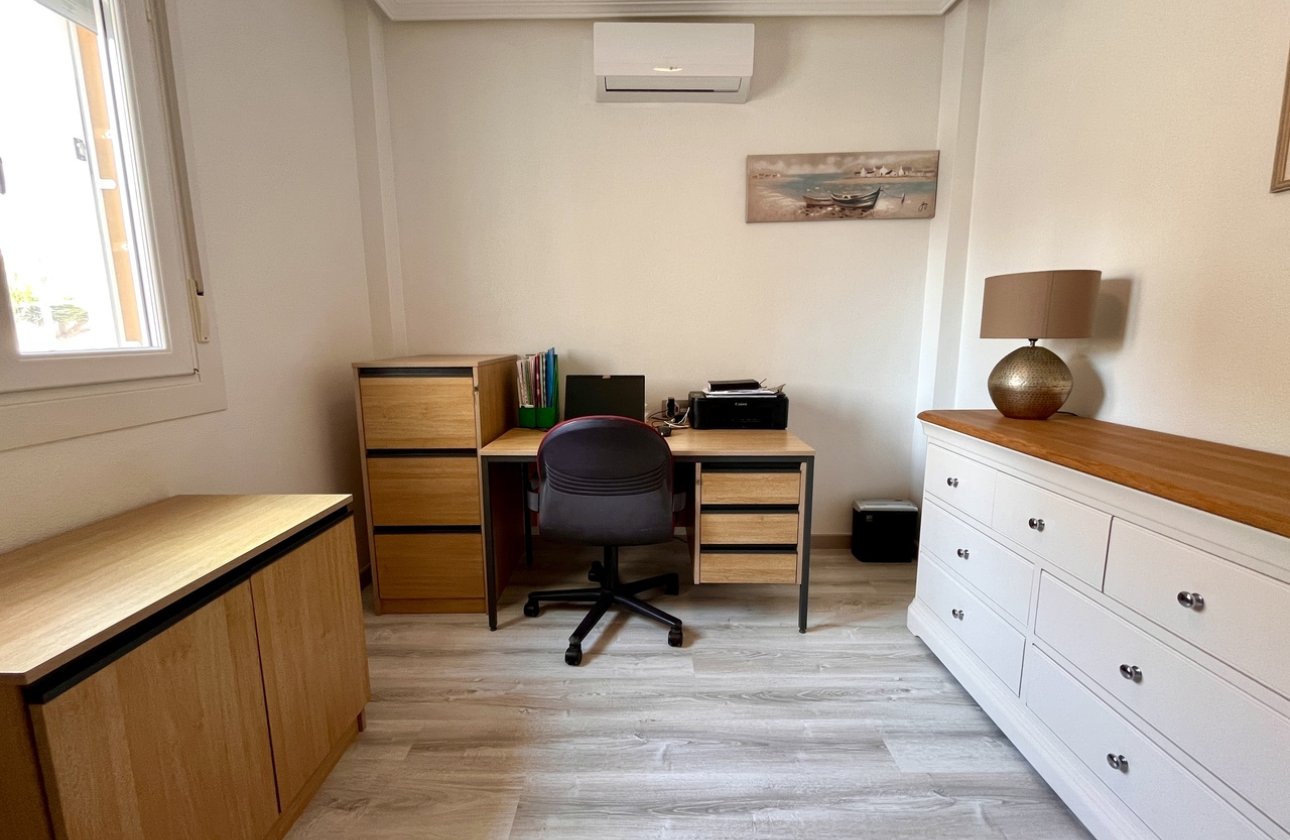 Revente - Villa - Cabo Roig