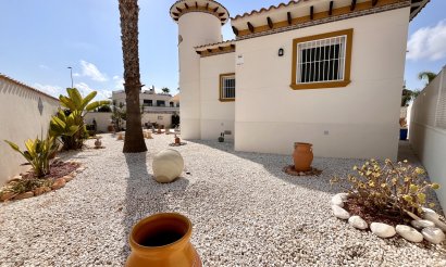 Revente - Villa - Cabo Roig