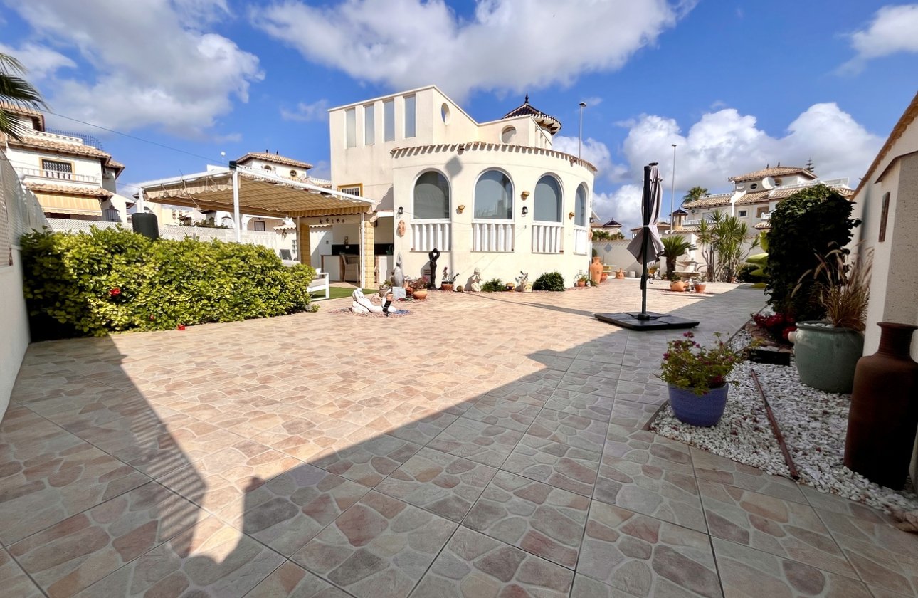Revente - Villa - Cabo Roig