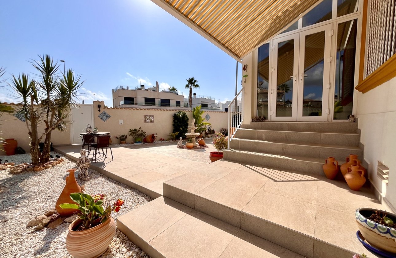 Revente - Villa - Cabo Roig