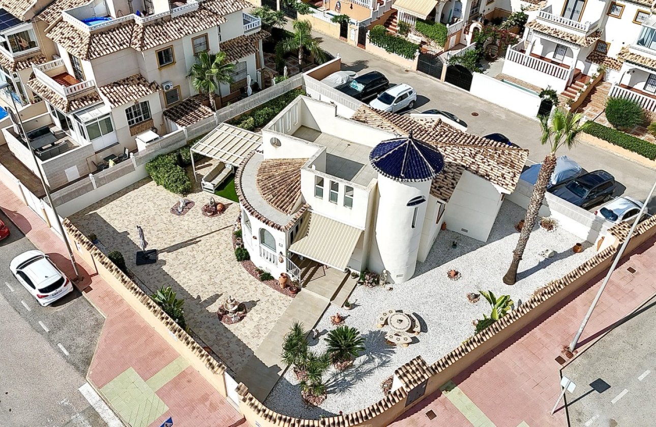 Revente - Villa - Cabo Roig