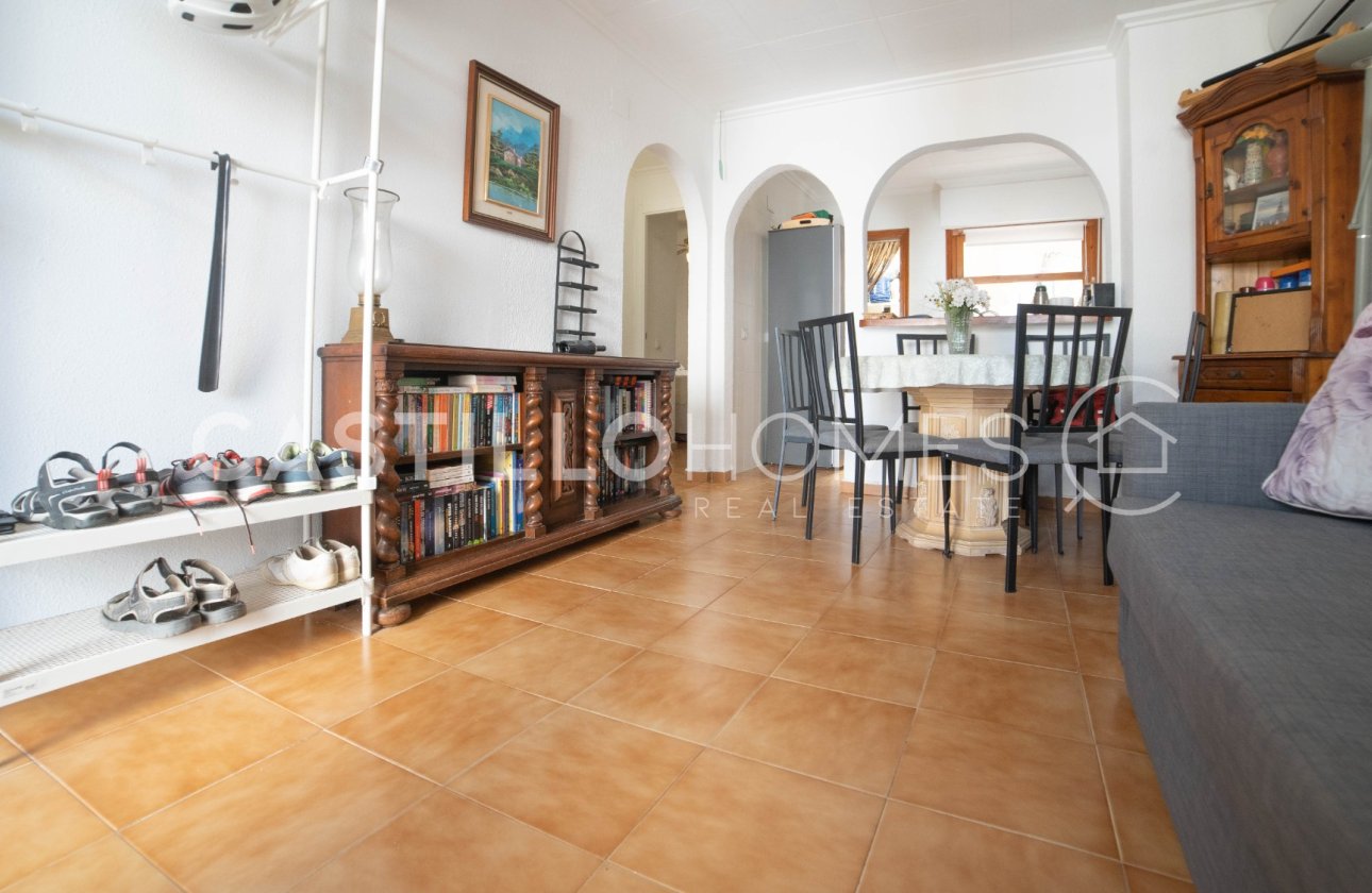 Resale - Townhouse - Torrevieja - Aguas Nuevas