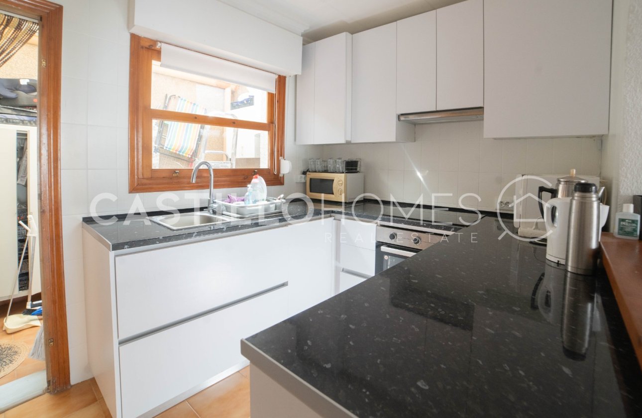 Resale - Townhouse - Torrevieja - Aguas Nuevas