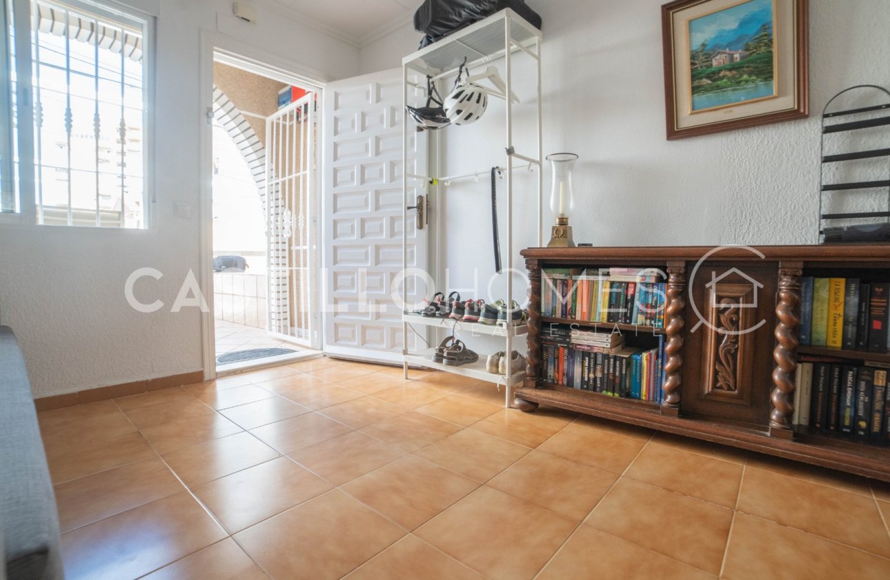 Resale - Townhouse - Torrevieja - Aguas Nuevas