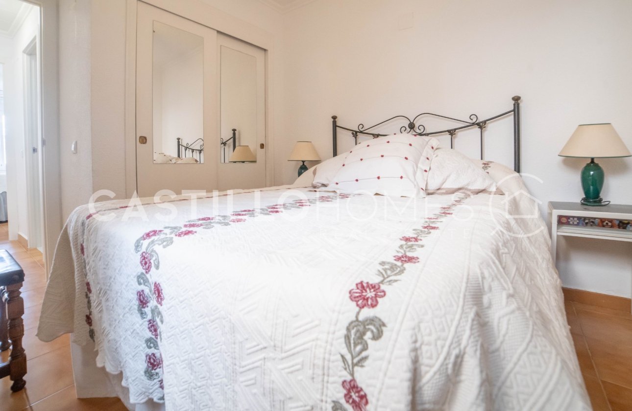 Resale - Townhouse - Torrevieja - Aguas Nuevas