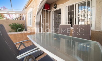 Resale - Townhouse - Torrevieja - Aguas Nuevas