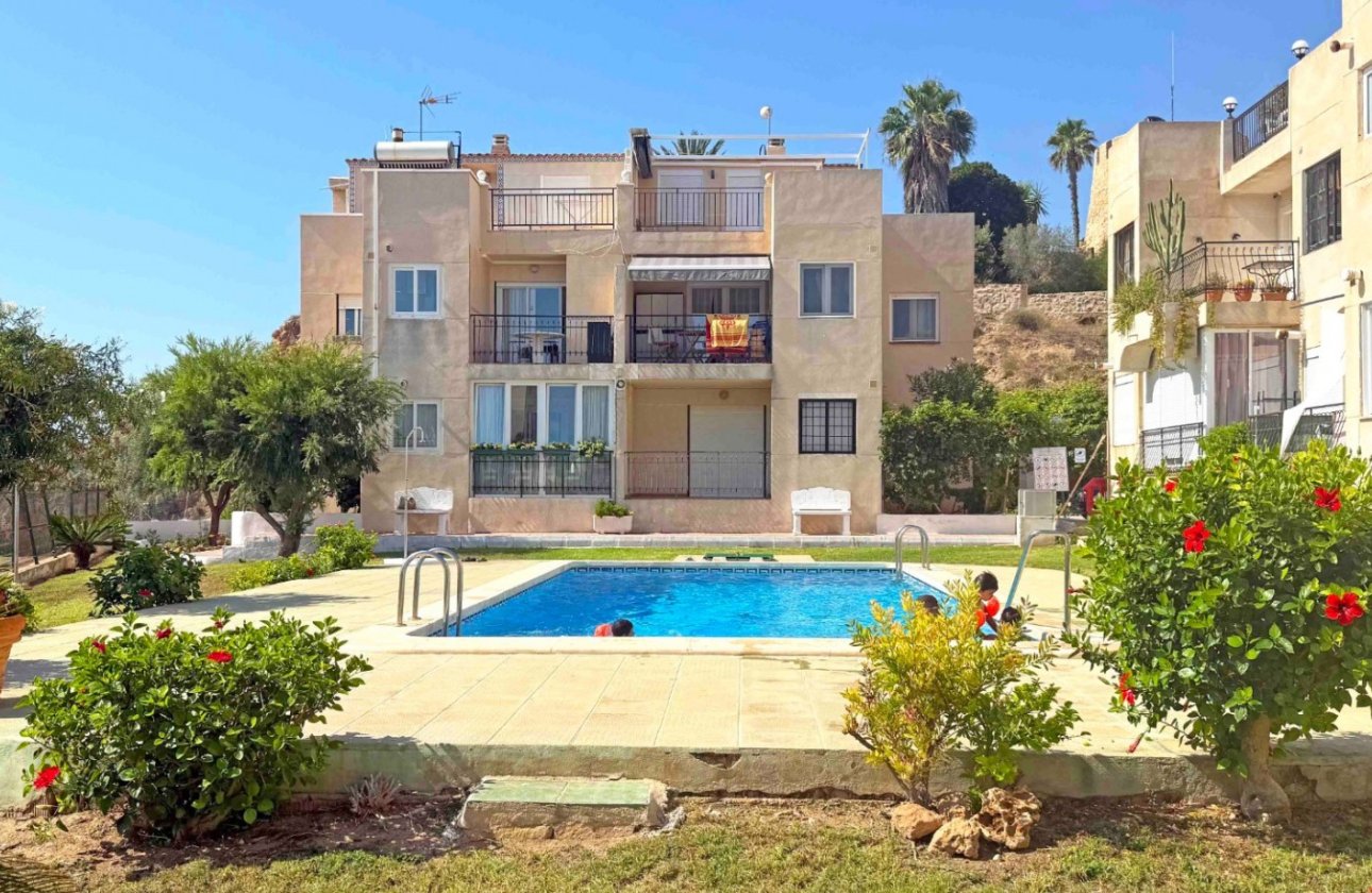Resale - Apartment / flat - Torrevieja - Torrelamata - La Mata