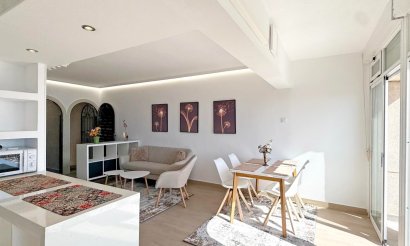 Resale - Apartment / flat - Torrevieja - Torrelamata - La Mata