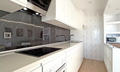 Resale - Apartment / flat - Torrevieja - Torrelamata - La Mata