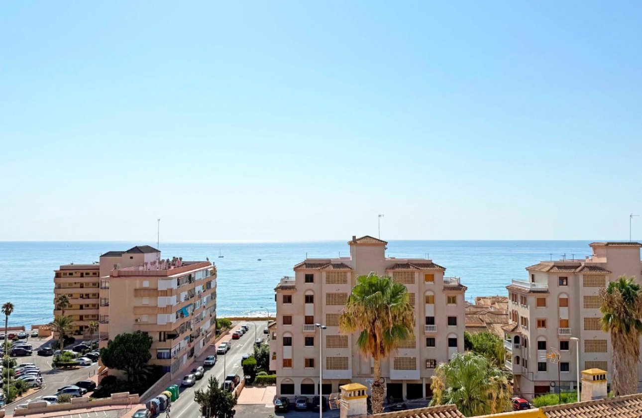 Resale - Apartment / flat - Torrevieja - Torrelamata - La Mata