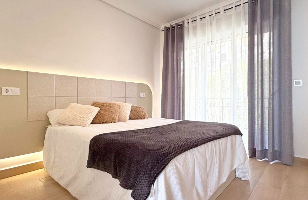 Resale - Apartment / flat - Torrevieja - Torrelamata - La Mata