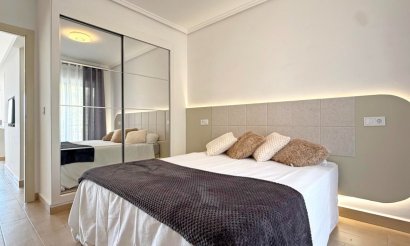 Resale - Apartment / flat - Torrevieja - Torrelamata - La Mata