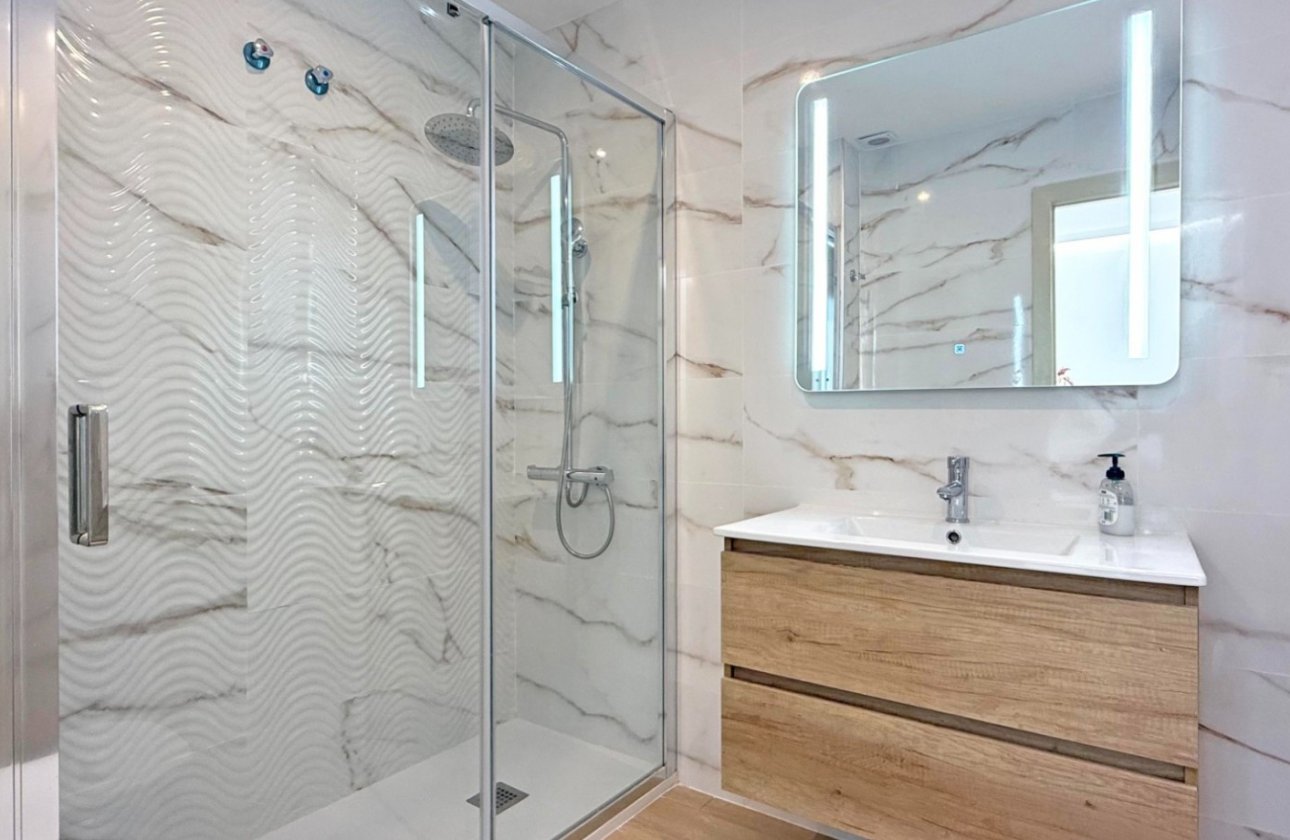 Resale - Apartment / flat - Torrevieja - Torrelamata - La Mata