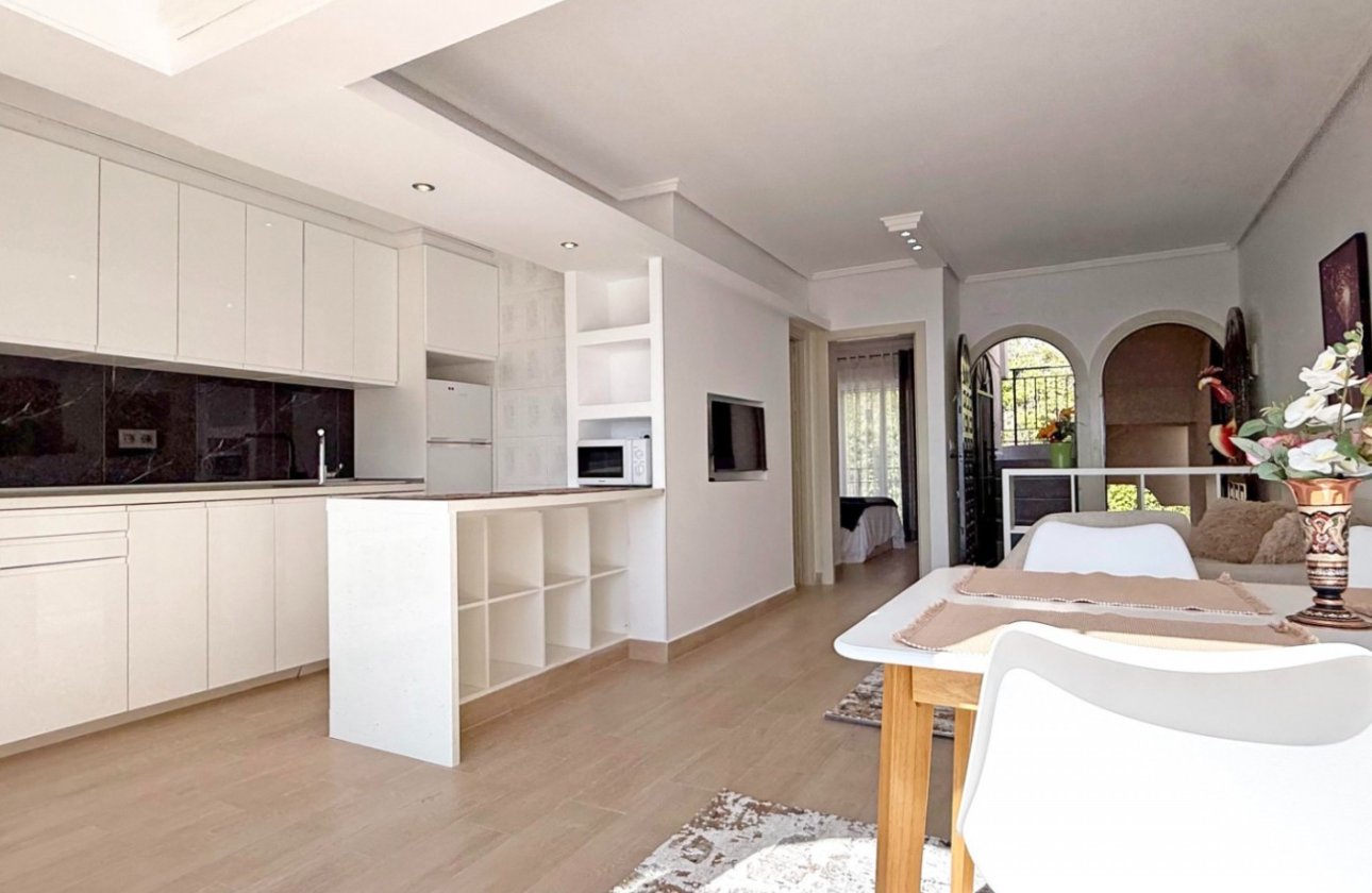 Resale - Apartment / flat - Torrevieja - Torrelamata - La Mata