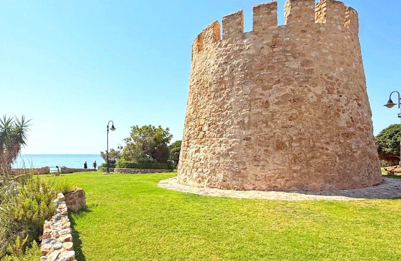 Resale - Apartment / flat - Torrevieja - Torrelamata - La Mata
