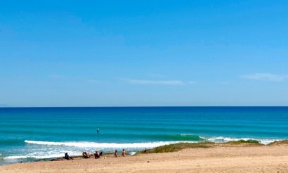 Resale - Apartment / flat - Torrevieja - Torrelamata - La Mata