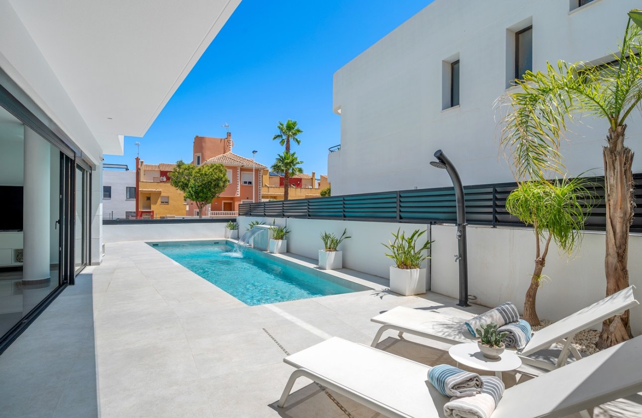 Resale - Villa - Guardamar del Segura