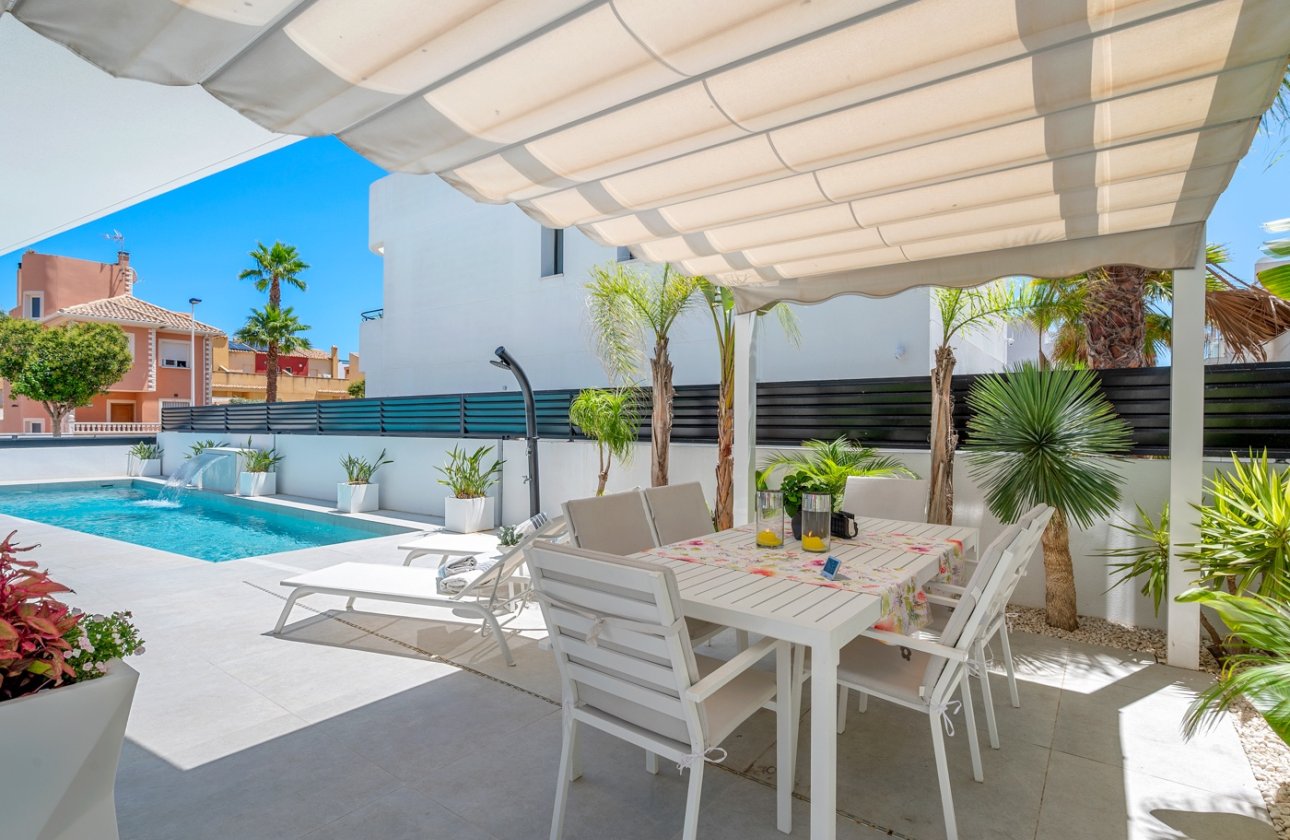 Resale - Villa - Guardamar del Segura