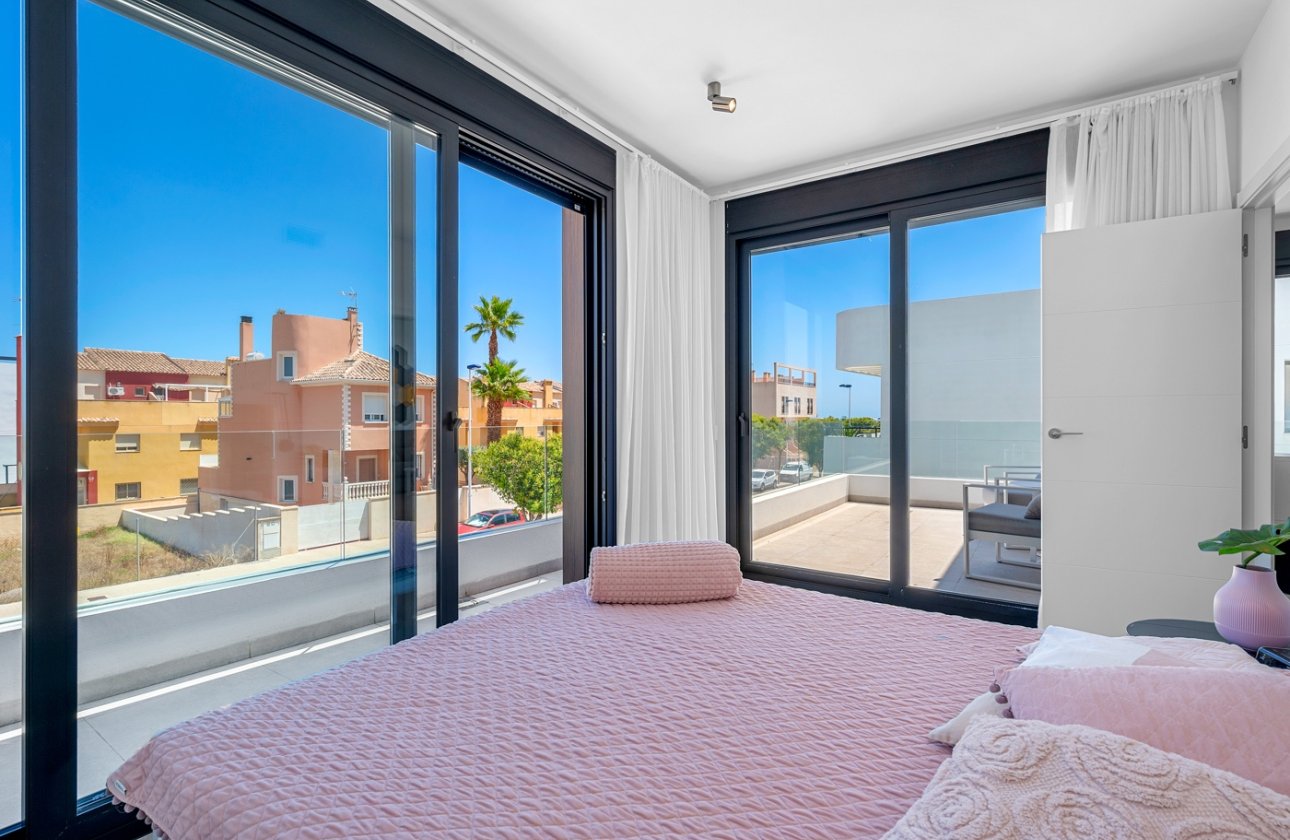 Resale - Villa - Guardamar del Segura