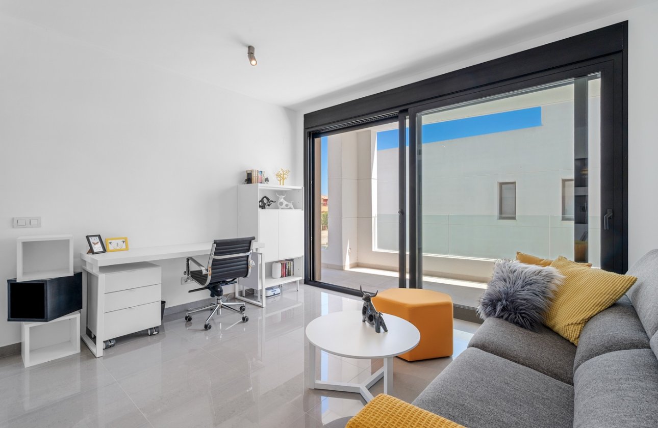 Resale - Villa - Guardamar del Segura