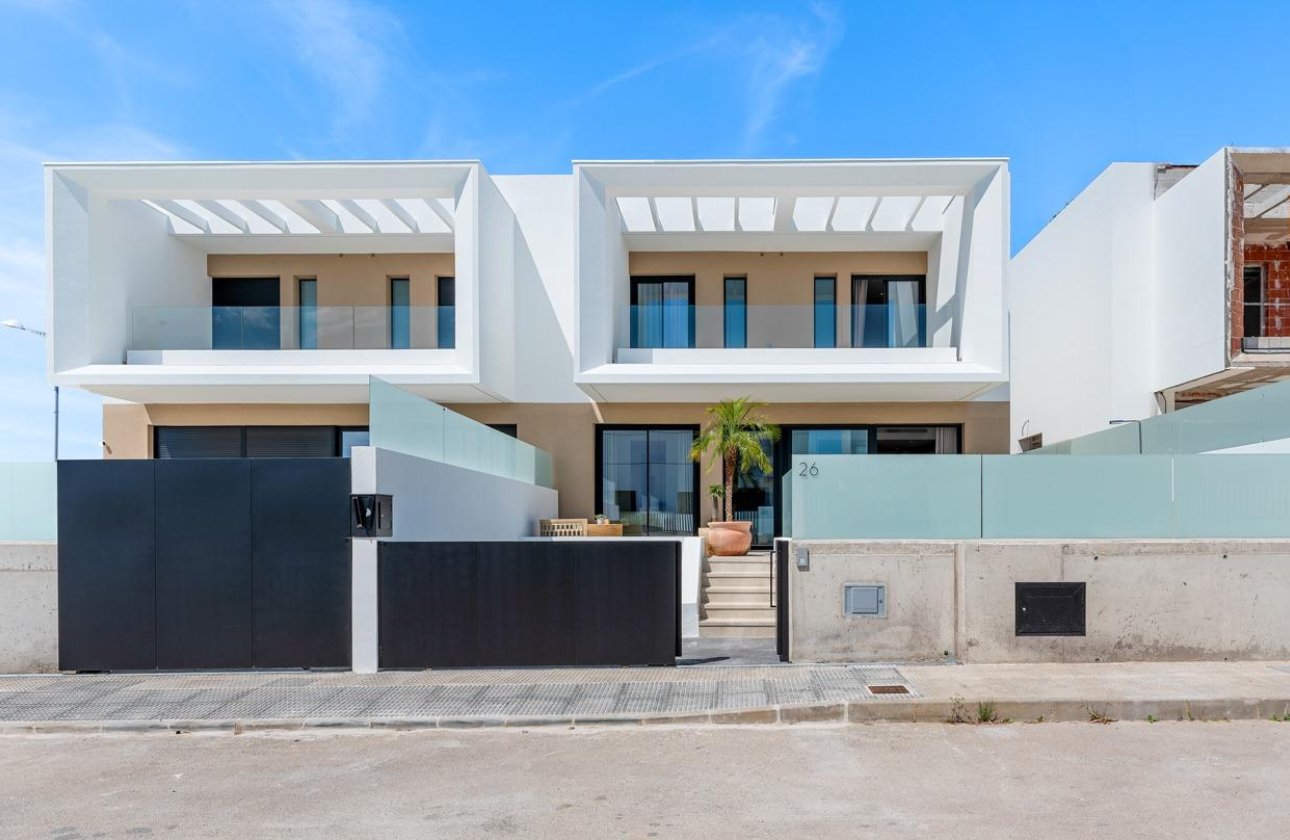 Obra nueva - Villa - Dolores - Sector 3