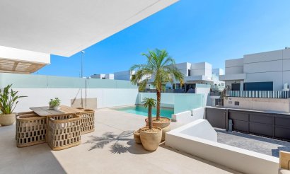 Obra nueva - Villa - Dolores - Sector 3
