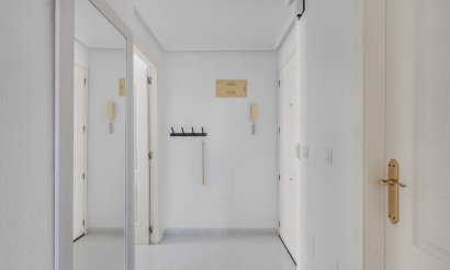 Resale - Apartment / flat - Torrevieja - Torreblanca