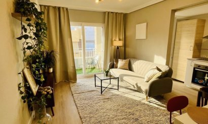 Resale - Apartment / flat - Torrevieja