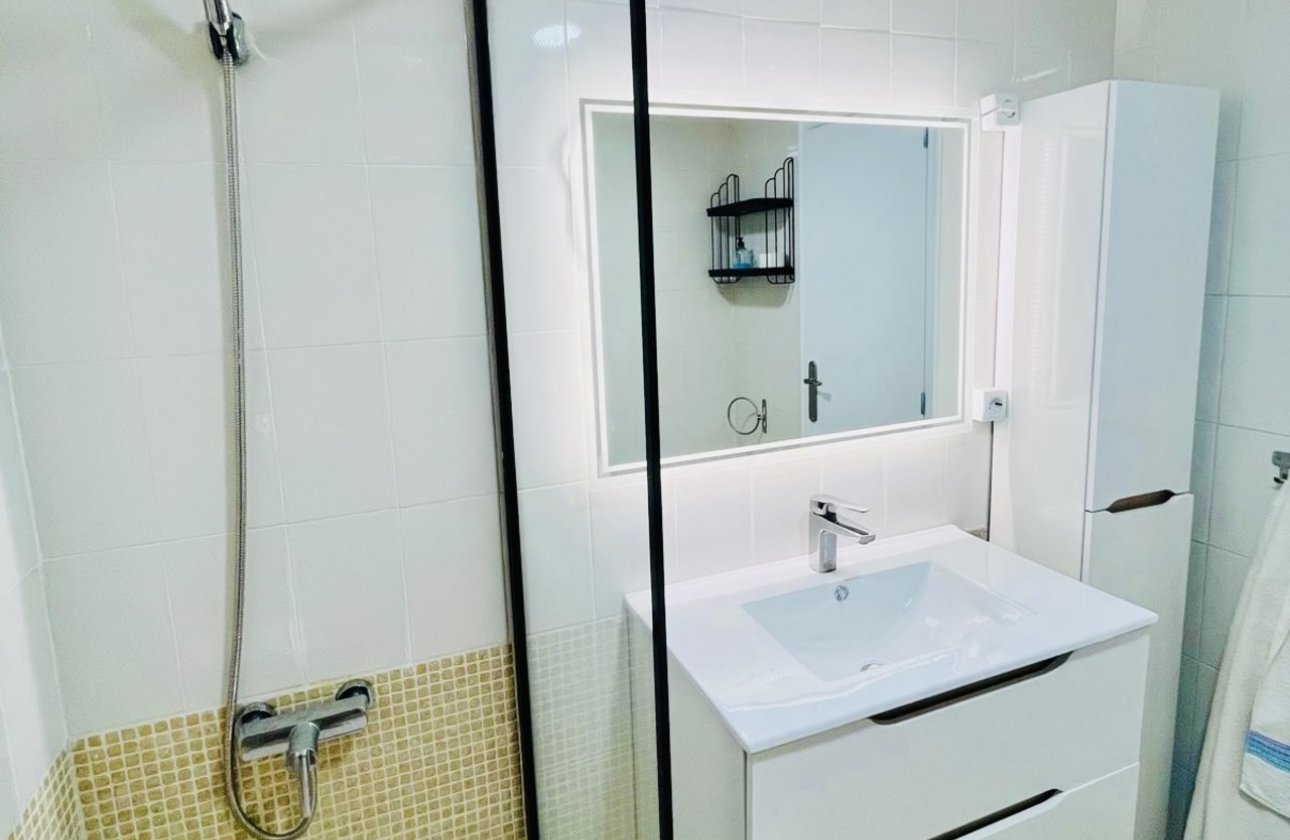 Resale - Apartment / flat - Torrevieja