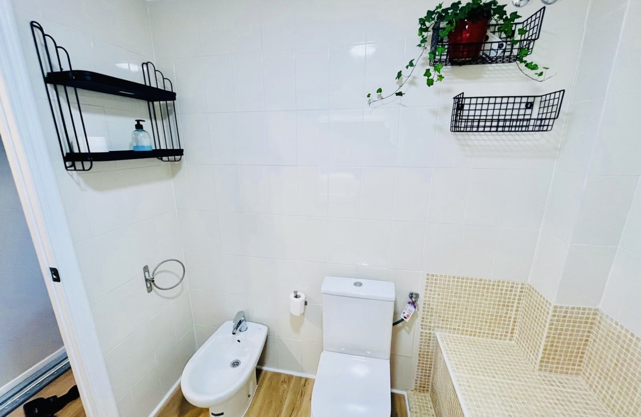 Resale - Apartment / flat - Torrevieja