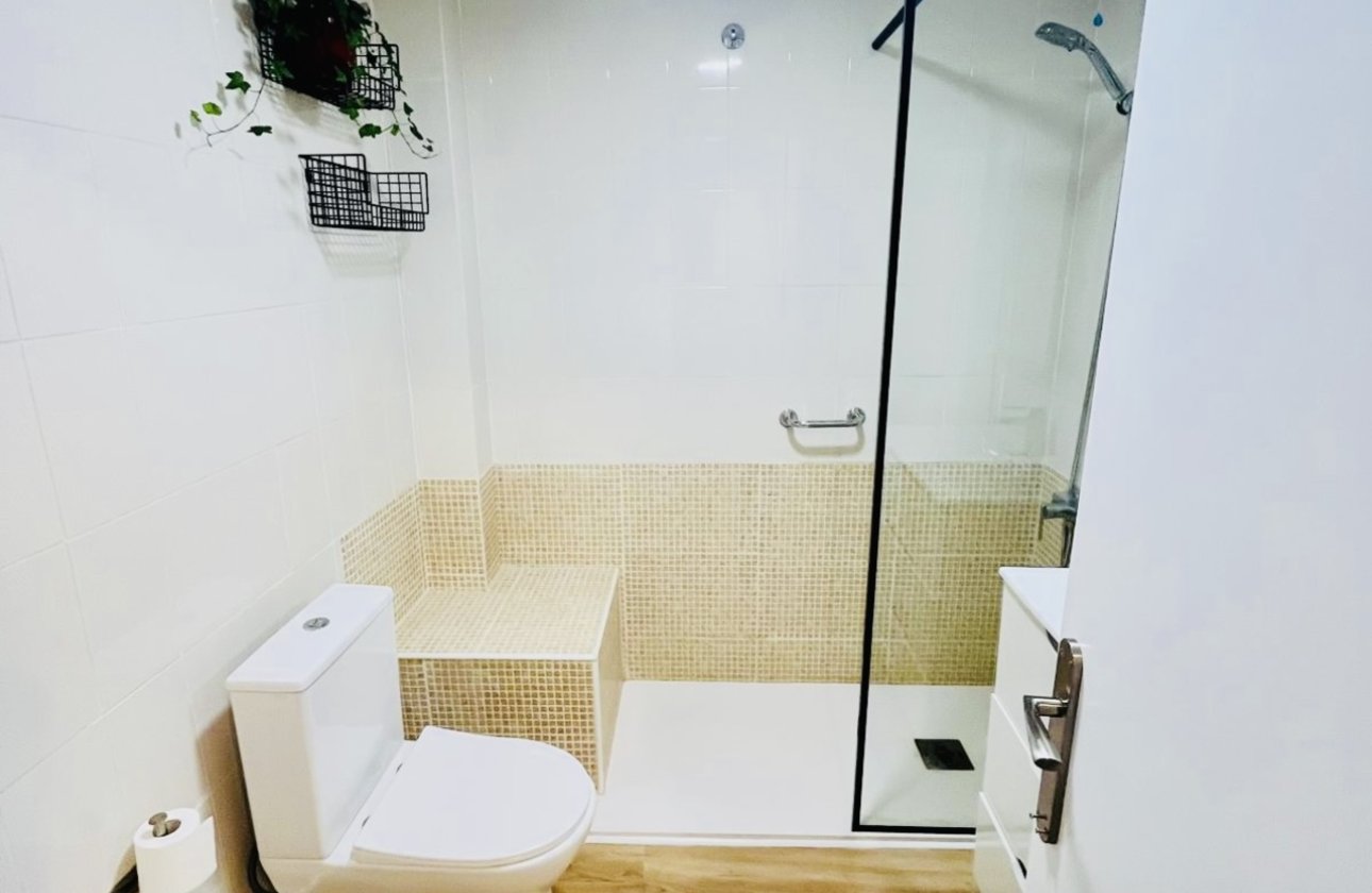 Resale - Apartment / flat - Torrevieja