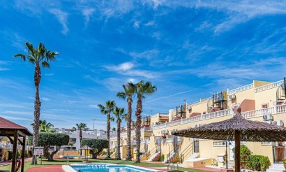 Resale - Apartment / flat - Orihuela Costa - La Zenia
