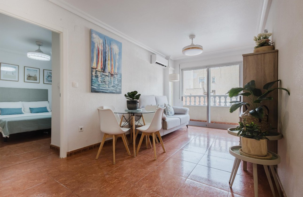 Reventa - Apartamento / piso - Torrevieja - Centro