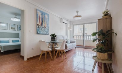 Reventa - Apartamento / piso - Torrevieja - Centro