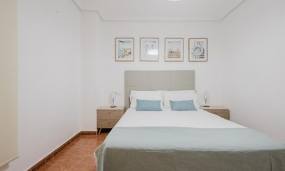 Reventa - Apartamento / piso - Torrevieja - Centro