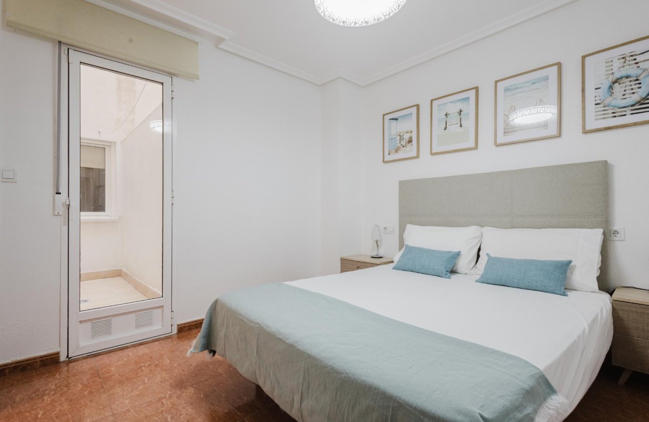 Reventa - Apartamento / piso - Torrevieja - Centro