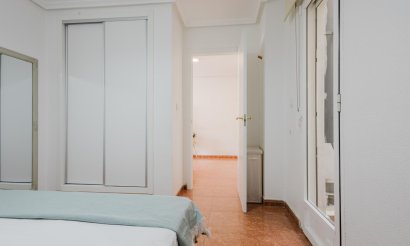 Reventa - Apartamento / piso - Torrevieja - Centro