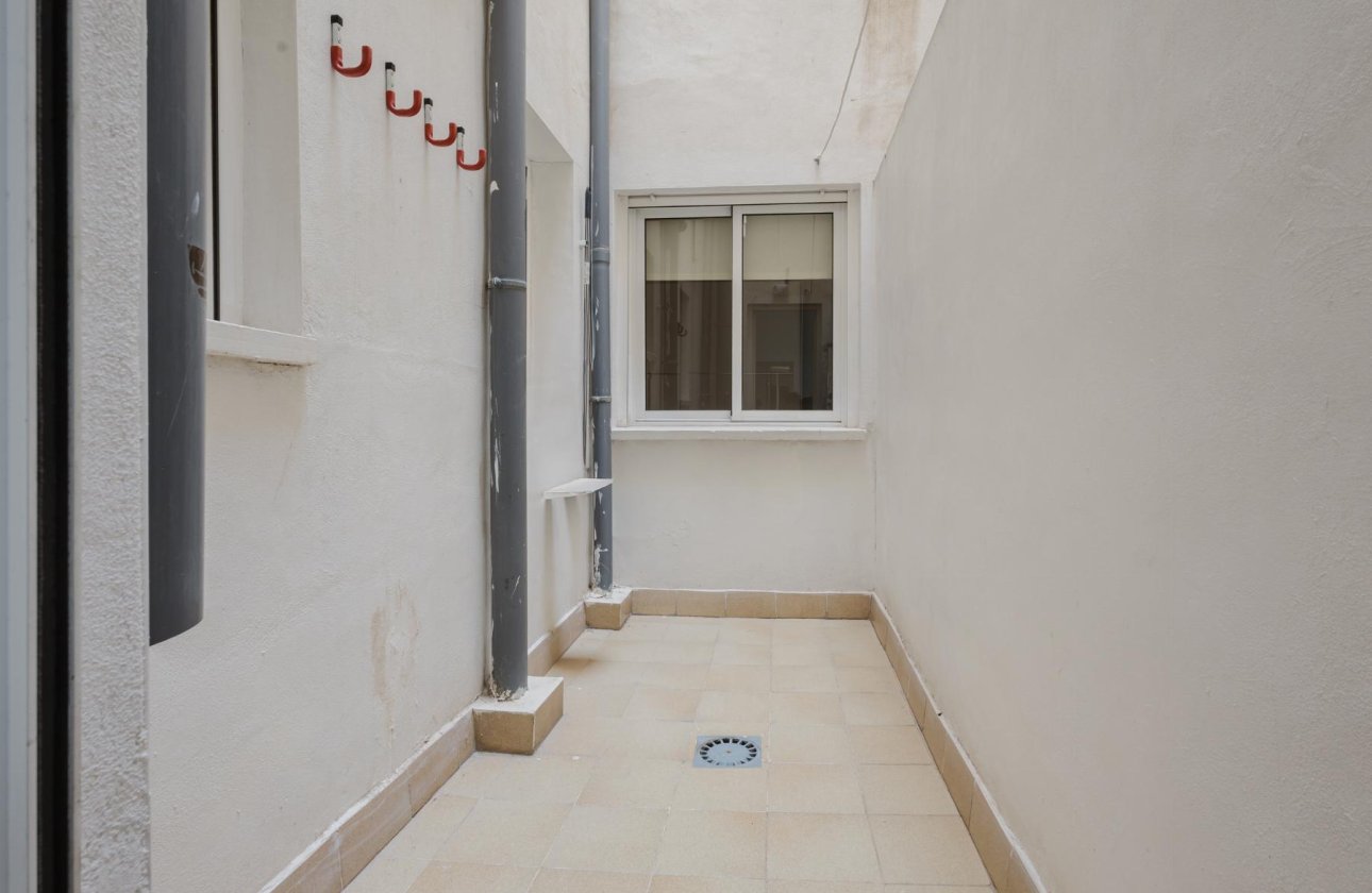 Reventa - Apartamento / piso - Torrevieja - Centro