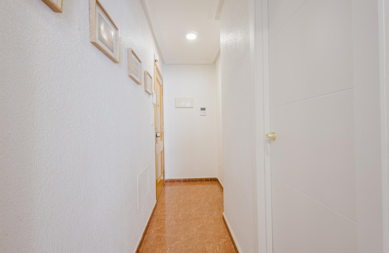 Reventa - Apartamento / piso - Torrevieja - Centro