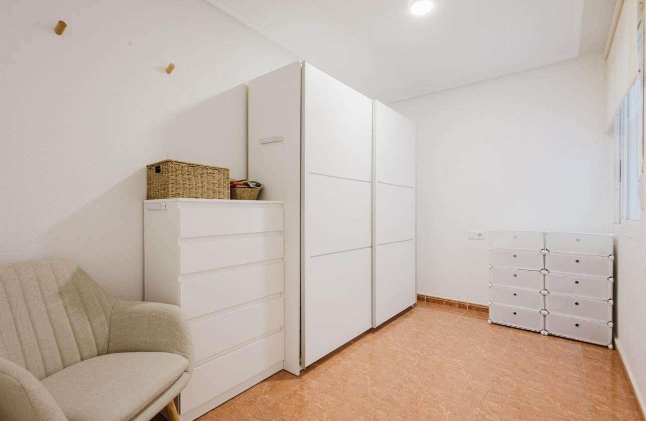 Reventa - Apartamento / piso - Torrevieja - Centro