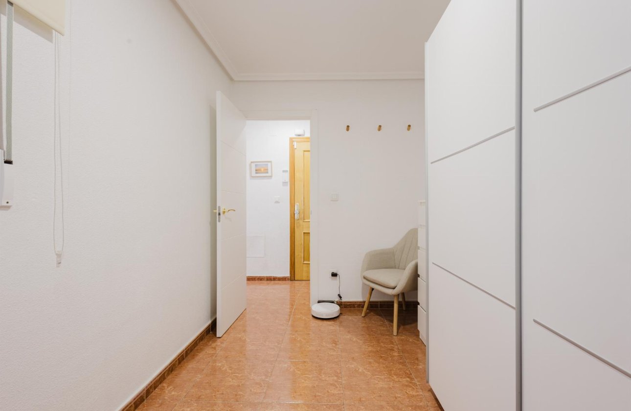 Reventa - Apartamento / piso - Torrevieja - Centro