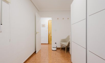 Reventa - Apartamento / piso - Torrevieja - Centro
