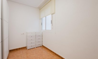 Reventa - Apartamento / piso - Torrevieja - Centro