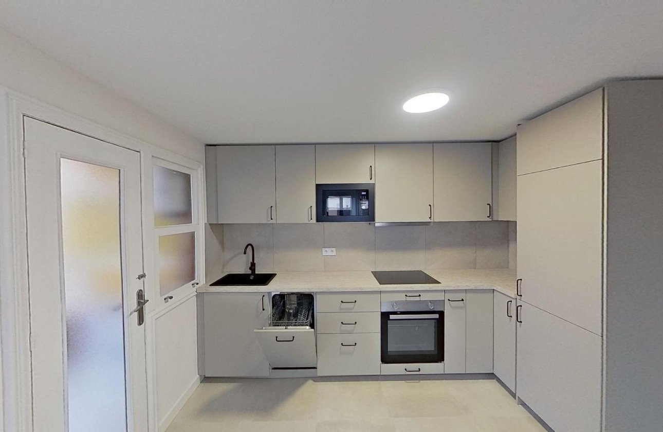 Reventa - Apartamento / piso - Torrevieja - Playa del Acequión