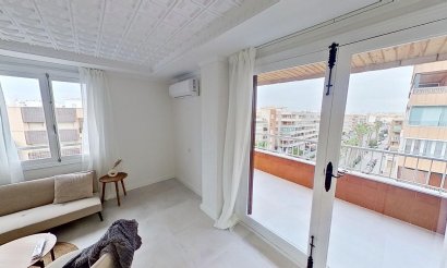 Reventa - Apartamento / piso - Torrevieja - Playa del Acequión